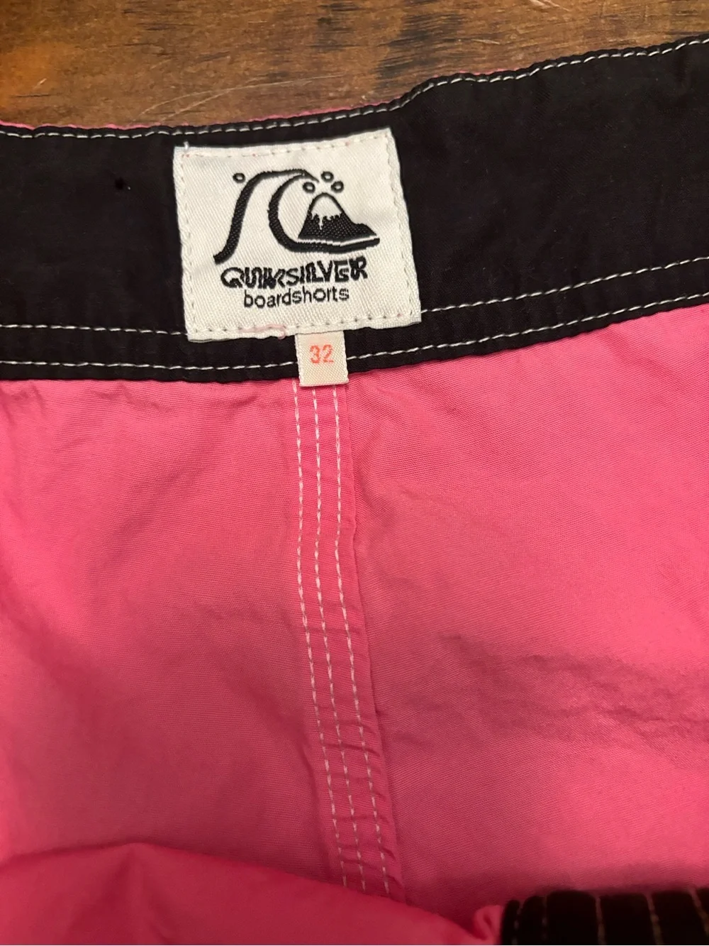 Quiksilver arch 18 Pink Shorts with Black & White Checker Panels 32